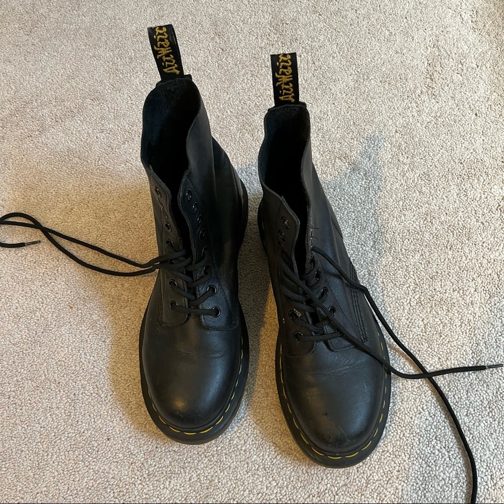 Dr. Marten Pascal boots